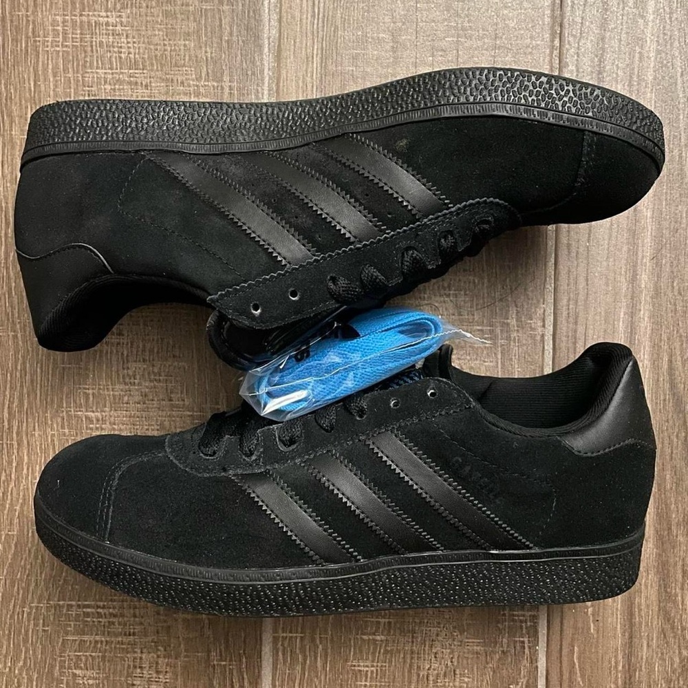 Vintage Rare 2006 Adidas’s Gazelle Skate Shoe